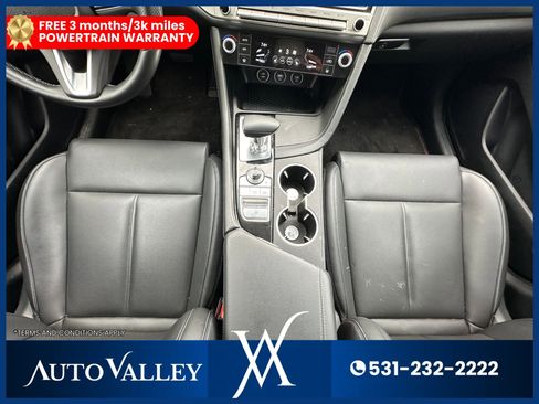 Used 2025 Genesis G70 2.5T image 35