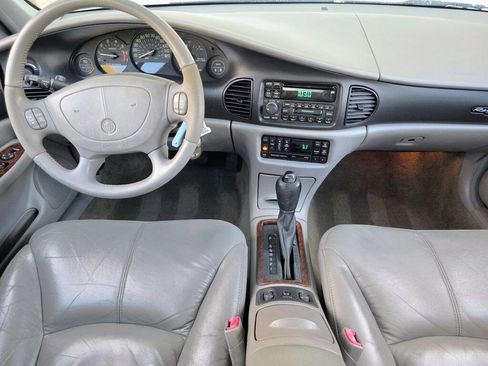 Used 2001 Buick Regal GS w/ Prestige Pkg image 21