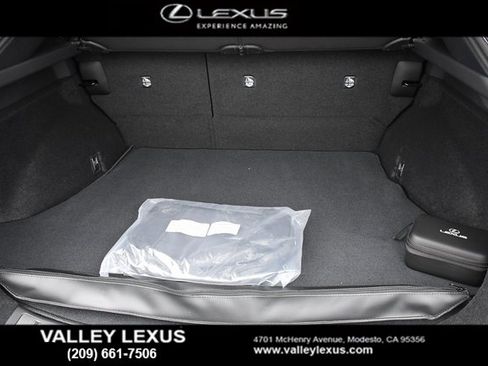 New 2026 Lexus RZ 350e image 21