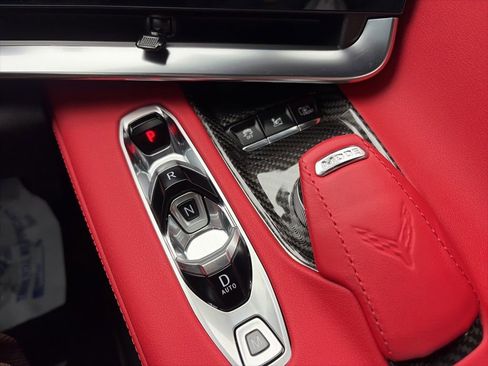Used 2021 Chevrolet Corvette Stingray Preferred Cpe w/ Z51 Performance Package RWD image 8