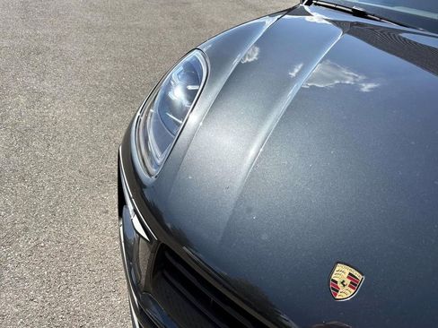 Certified 2022 Porsche Macan S image 15