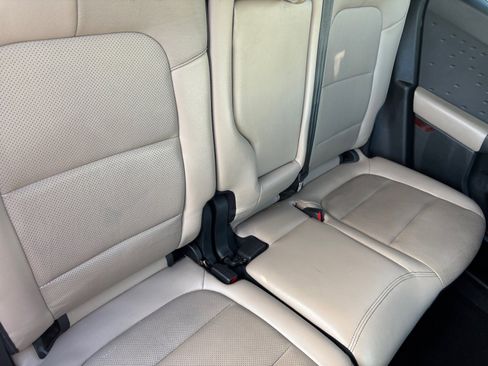 Used 2020 Ford Escape Titanium w/ Titanium Premium Package 2.0 image 18