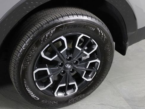 Certified 2024 Hyundai Santa Cruz SEL image 11