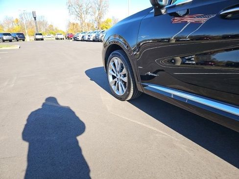 Used 2023 Buick Envision Avenir image 14