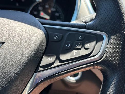 Used 2023 Chevrolet Equinox LS w/ LS Convenience Package FWD image 19