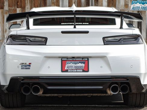 Used 2017 Chevrolet Camaro ZL1 RWD image 5