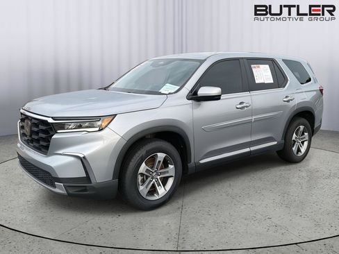 Used 2024 Honda Pilot EX-L image 2