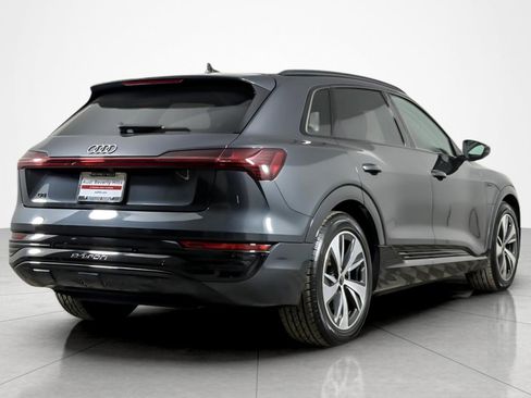 Used 2024 Audi Q8 e-tron Premium AWD/4WD image 5