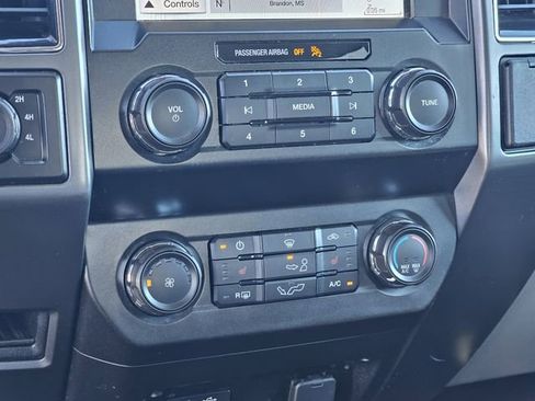 Certified 2019 Ford F150 XLT w/ Equipment Group 302A Luxury image 19