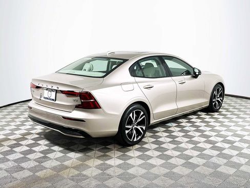 Used 2025 Volvo S60 B5 Core w/ Climate Package image 7