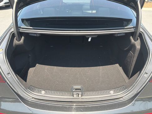 Used 2022 Mercedes-Benz E 350 Sedan image 20