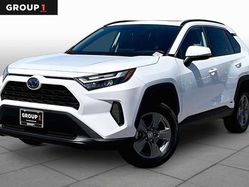 Used 2024 Toyota RAV4 XLE w/ Convenience Package AWD/4WD image 1