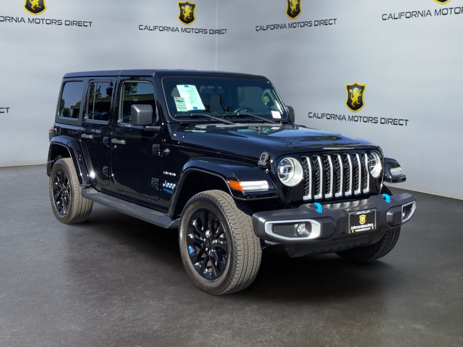 Used 2022 Jeep Wrangler Unlimited Sahara AWD/4WD image 7
