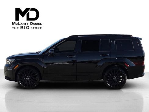 Used 2024 Hyundai Santa Fe Calligraphy image 3