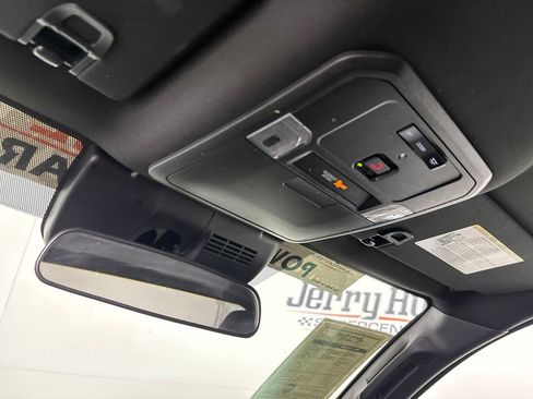 Used 2025 Toyota Tacoma SR RWD image 21