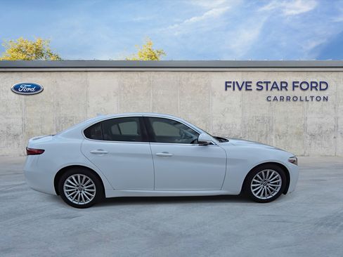 Used 2021 Alfa Romeo Giulia Sprint w/ Active Assist 1 Package image 9