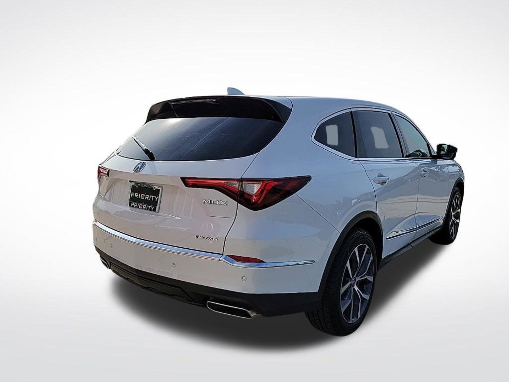 Used 2023 Acura MDX w/ Technology Package AWD/4WD image 4
