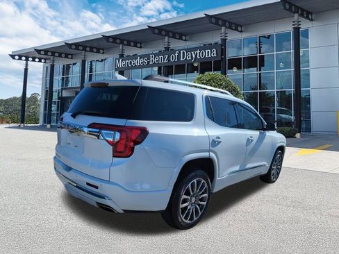 Used 2021 GMC Acadia Denali w/ Denali Technology Package image 4