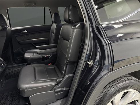 Used 2023 Volkswagen Atlas SE image 27