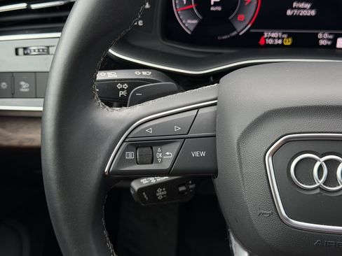 Used 2024 Audi Q8 Premium Plus AWD/4WD image 18