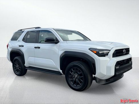 Used 2025 Toyota Tundra SR5 w/ TRD Off-Road Package AWD/4WD image 8