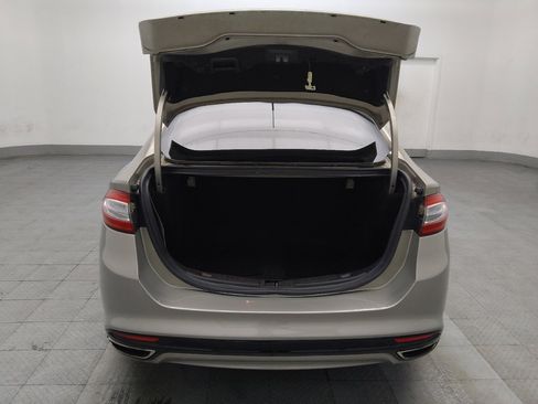 Used 2015 Ford Fusion SE w/ Equipment Group 201A image 29