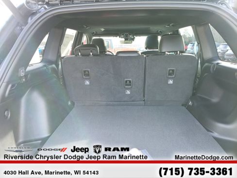 New 2025 Jeep Grand Cherokee Altitude AWD/4WD image 8