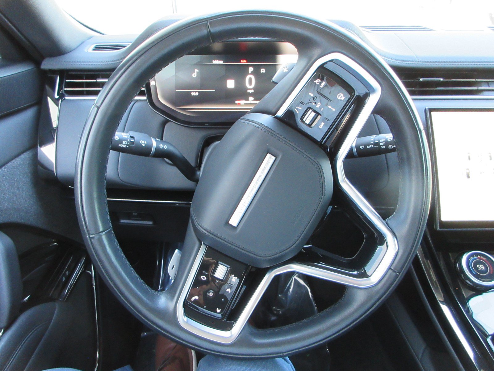 Used 2023 Land Rover Range Rover Sport SE AWD/4WD image 34