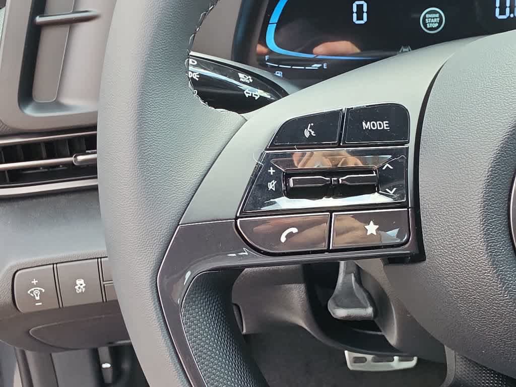New 2026 Hyundai Elantra SEL Sport FWD image 25