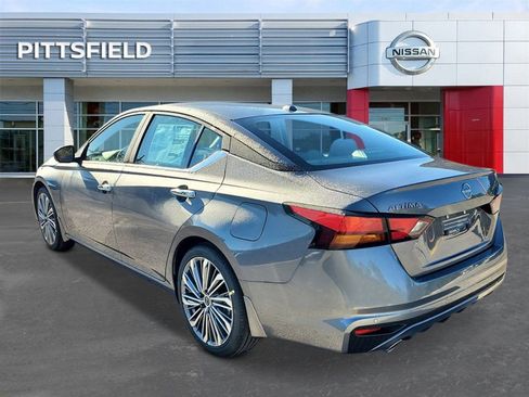 New 2025 Nissan Altima 2.5 SL image 5