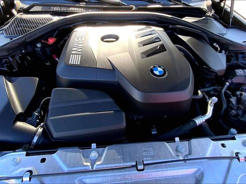 Certified 2025 BMW 330i Sedan image 31