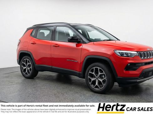Used 2025 Jeep Compass Limited image 1