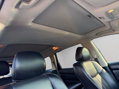 Used 2019 Nissan Pathfinder Platinum FWD image 27