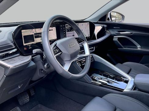 Used 2026 Audi Q5 Premium AWD/4WD image 18