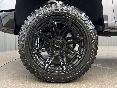 Used 2026 Chevrolet Silverado 1500 LT Trail Boss AWD/4WD image 9