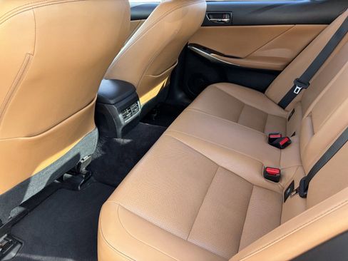 Used 2014 Lexus IS 250 w/ Navigation Package RWD image 18