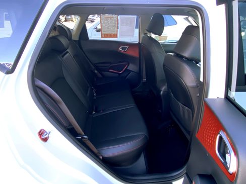 Used 2022 Kia Soul Turbo image 40