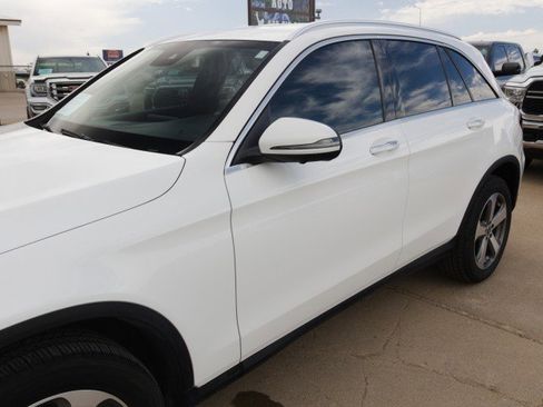 Used 2022 Mercedes-Benz GLC 300 4MATIC image 7