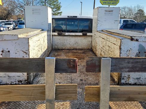 Used 2004 Ford F550 2WD Regular Cab Super Duty image 6