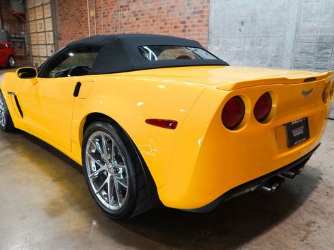 Used 2010 Chevrolet Corvette Grand Sport w/ Preferred Equipment Group RWD image 21
