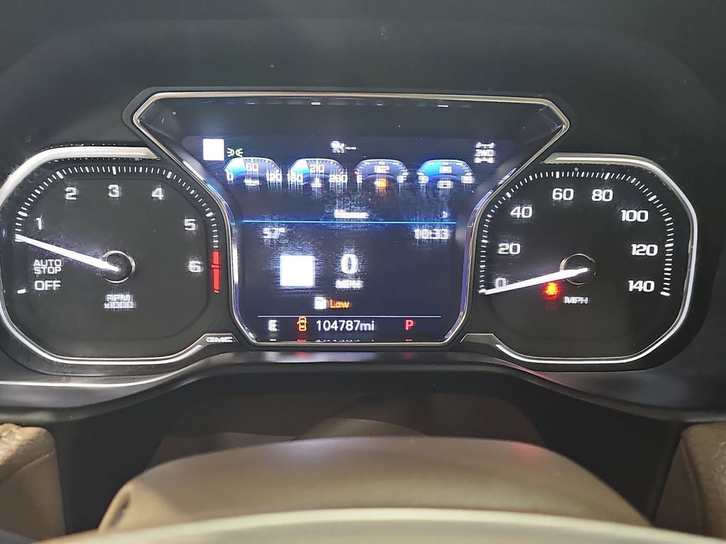 Certified 2021 GMC Yukon XL Denali w/ Denali Premium Package AWD/4WD image 32