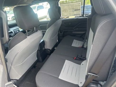 New 2026 Toyota 4Runner TRD Off-Road AWD/4WD image 5