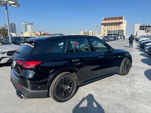 Used 2026 Mercedes-Benz GLC 43 AMG 4MATIC image 4