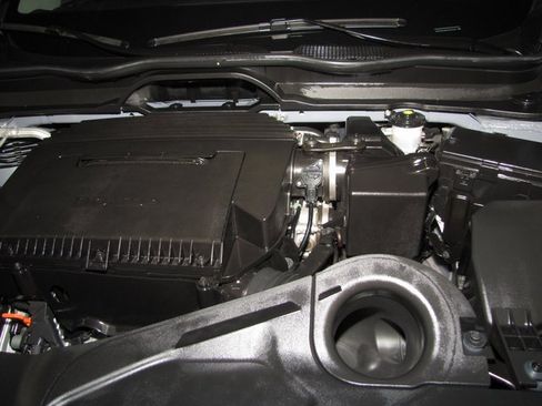 Certified 2025 Honda Pilot Touring image 22