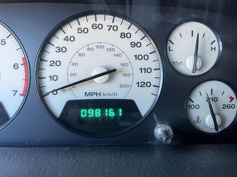 Used 2002 Jeep Grand Cherokee Overland image 12