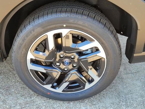 New 2025 Subaru Forester Limited image 22