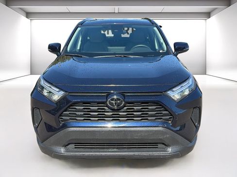 Used 2024 Toyota RAV4 XLE AWD/4WD image 2