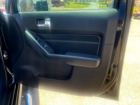 Used 2008 HUMMER H3 Luxury image 30