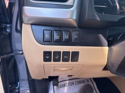Used 2016 Toyota Highlander Limited Platinum AWD/4WD image 29