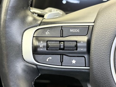 Used 2023 Kia Sportage EX image 17